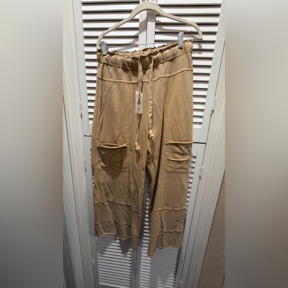 Women's Tan Cargo Pants